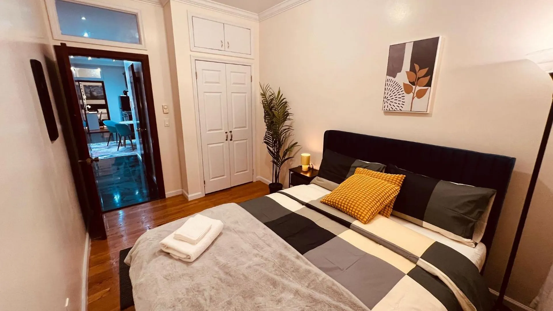 2 Bedroom Cozy Home In Manhattan Valley New York Apartment