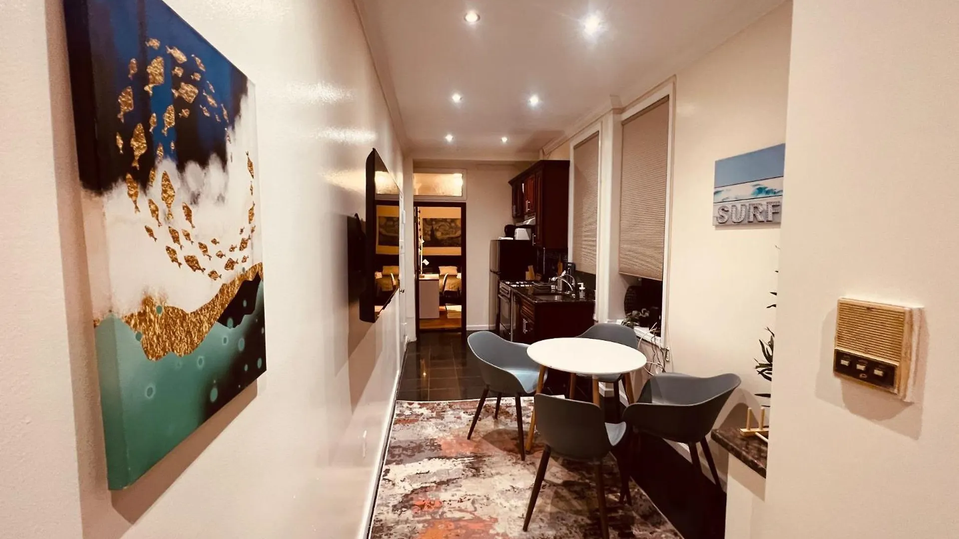 2 Bedroom Cozy Home In Manhattan Valley New York